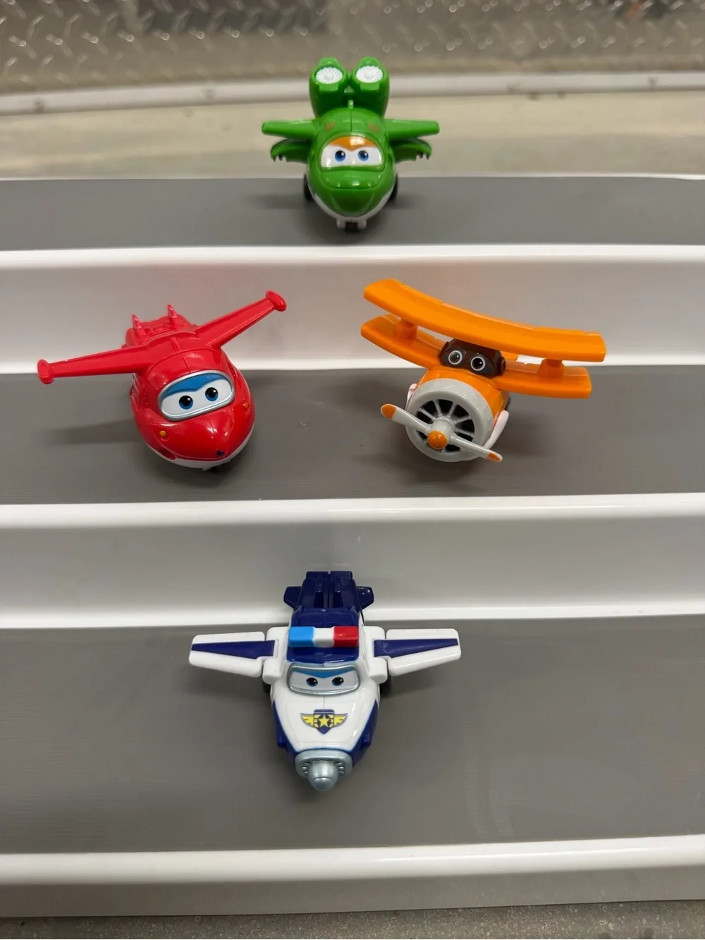 Super Wings Transforming Figures Lot Jett Donnie Mira Paul Airplane Robot